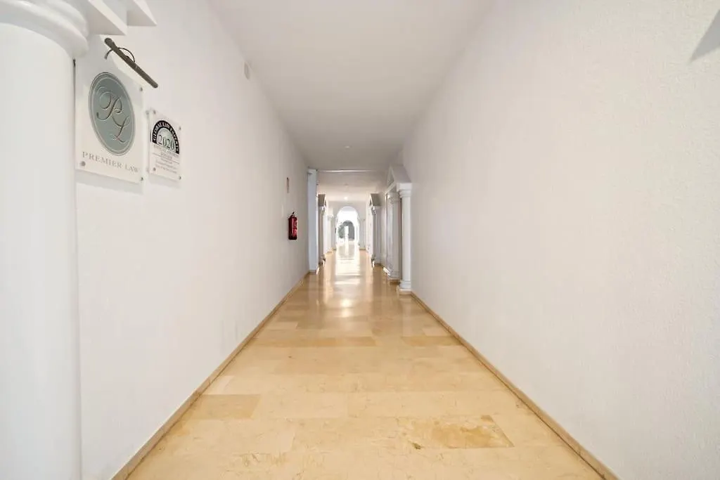 מארבלה Unique 2 Bedroom Apart In Golden Mile✺ Pool ✺ Parking 0*,
