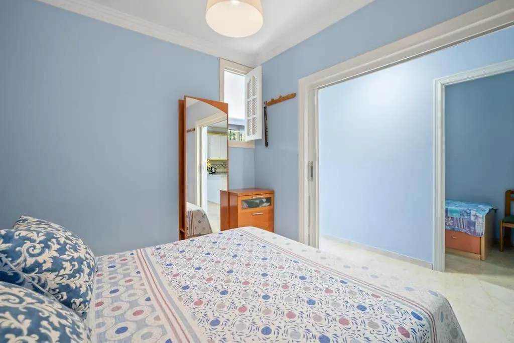 דירה מארבלה Unique 2 Bedroom Apart In Golden Mile✺ Pool ✺ Parking