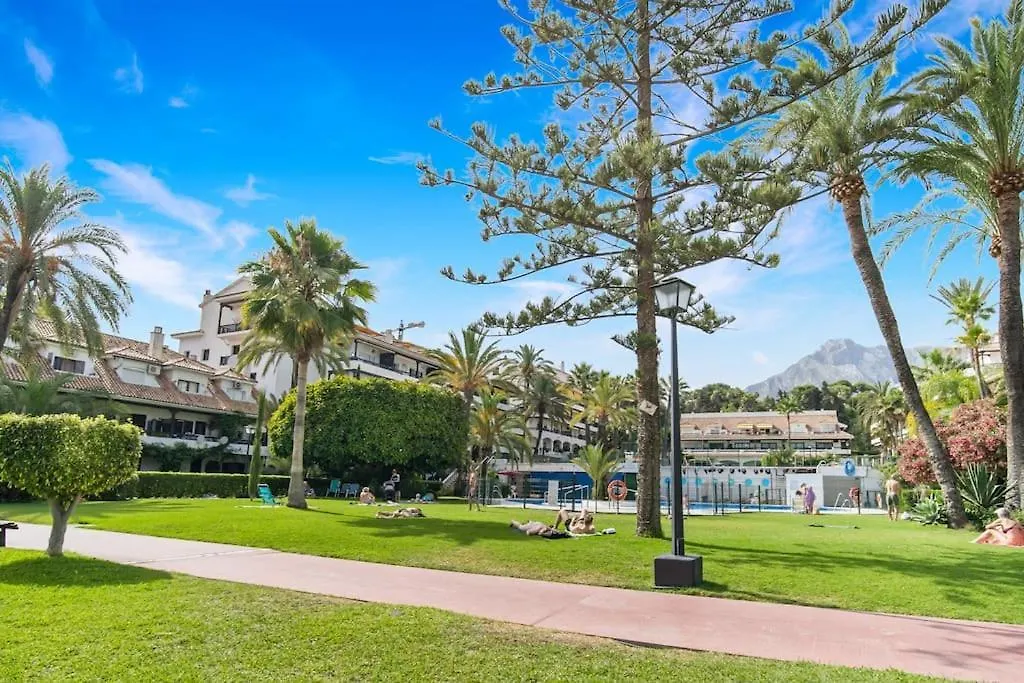מארבלה Unique 2 Bedroom Apart In Golden Mile✺ Pool ✺ Parking 0*,  ספרד